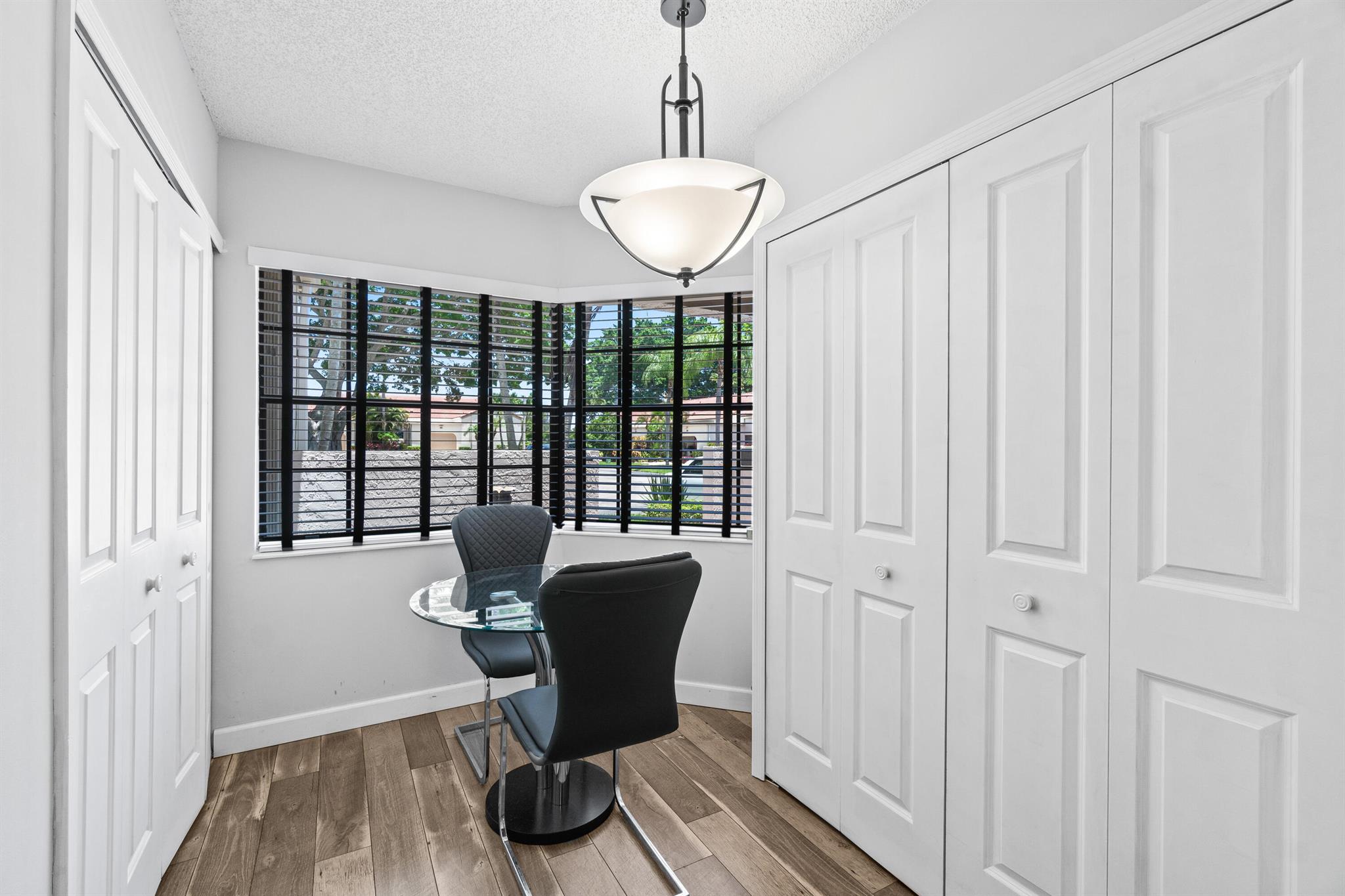 5874 Parkwalk Circle W