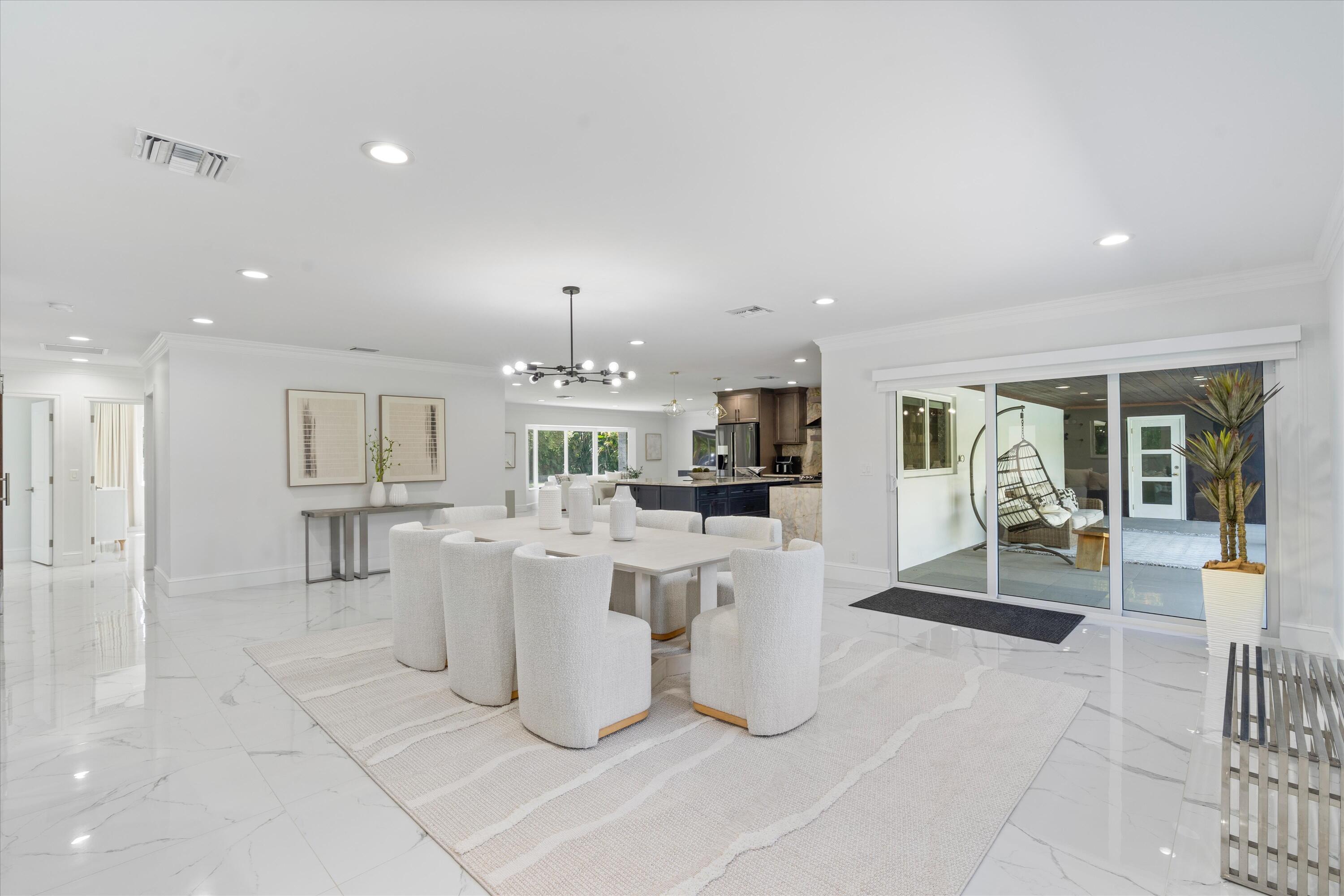 7647 Lawrence Road