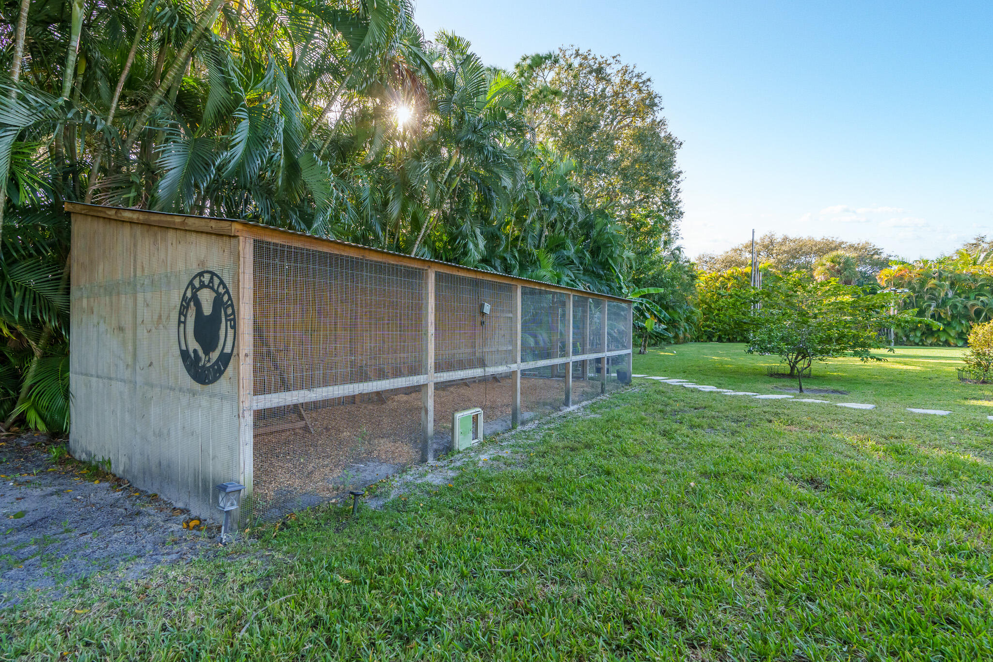 7647 Lawrence Road