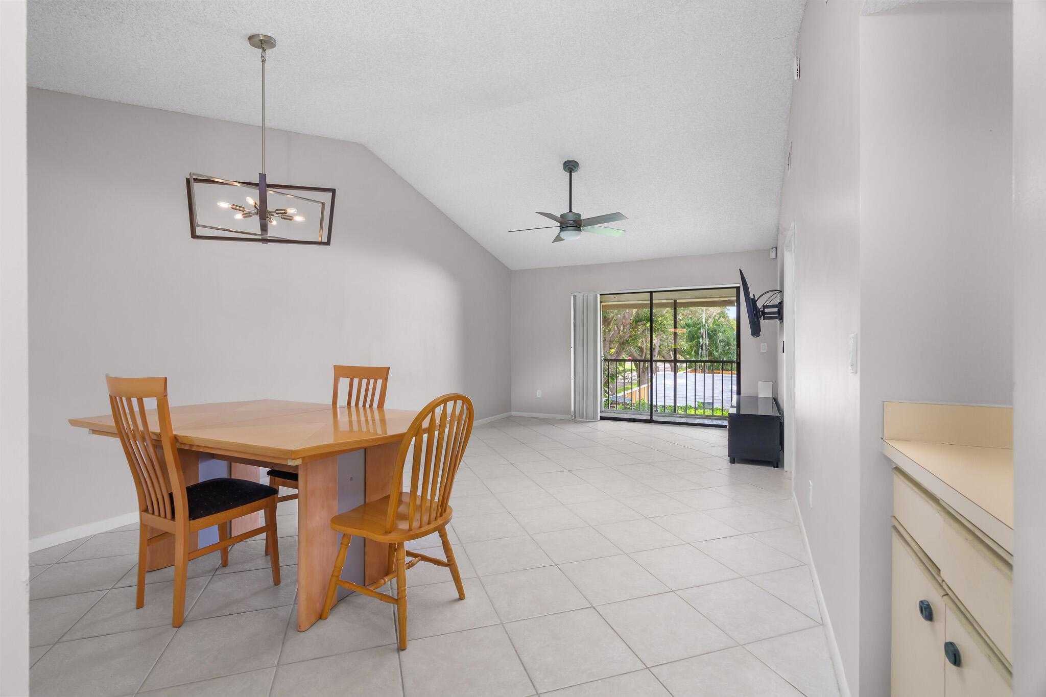 5201 W Club Circle 203