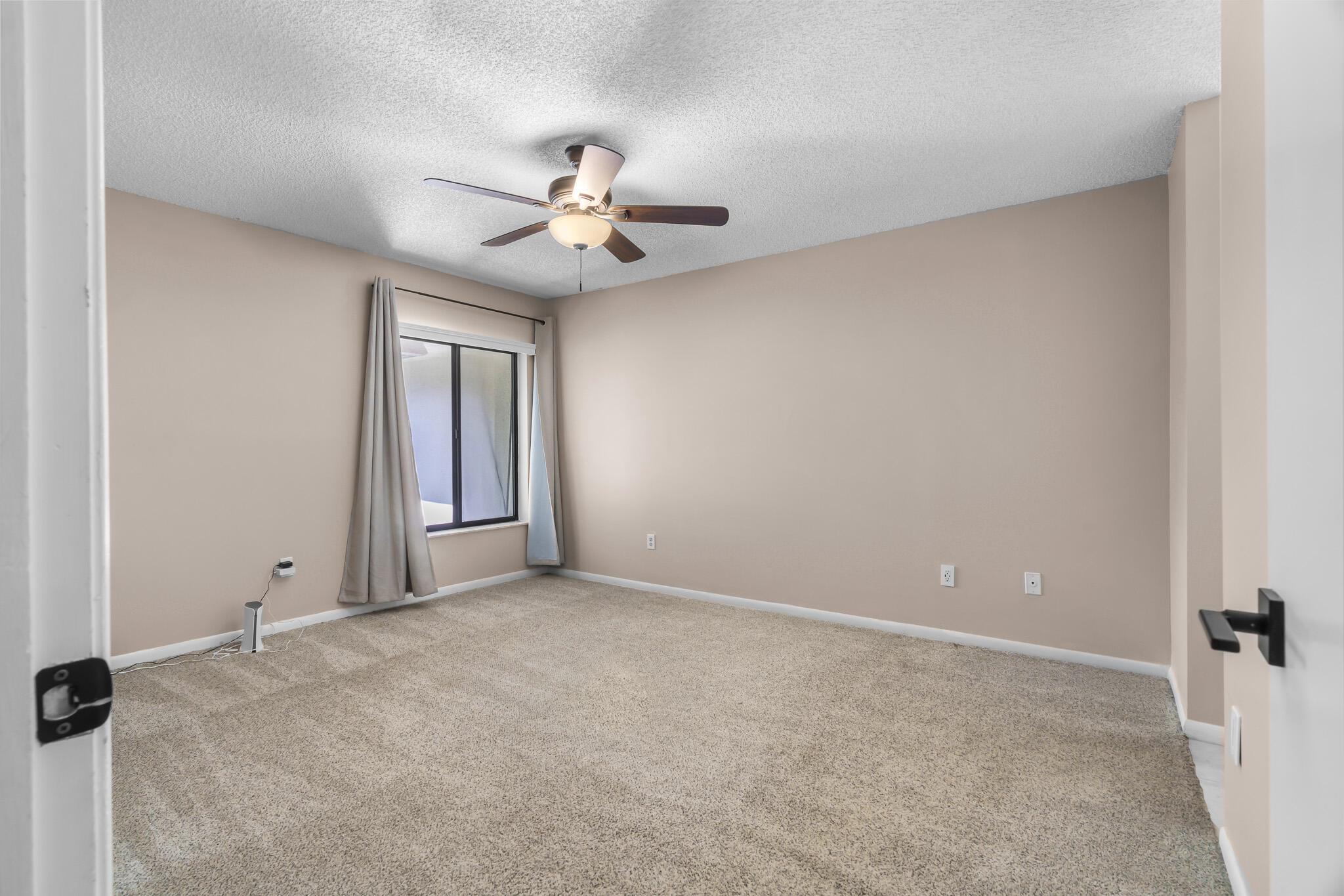 5201 W Club Circle 203