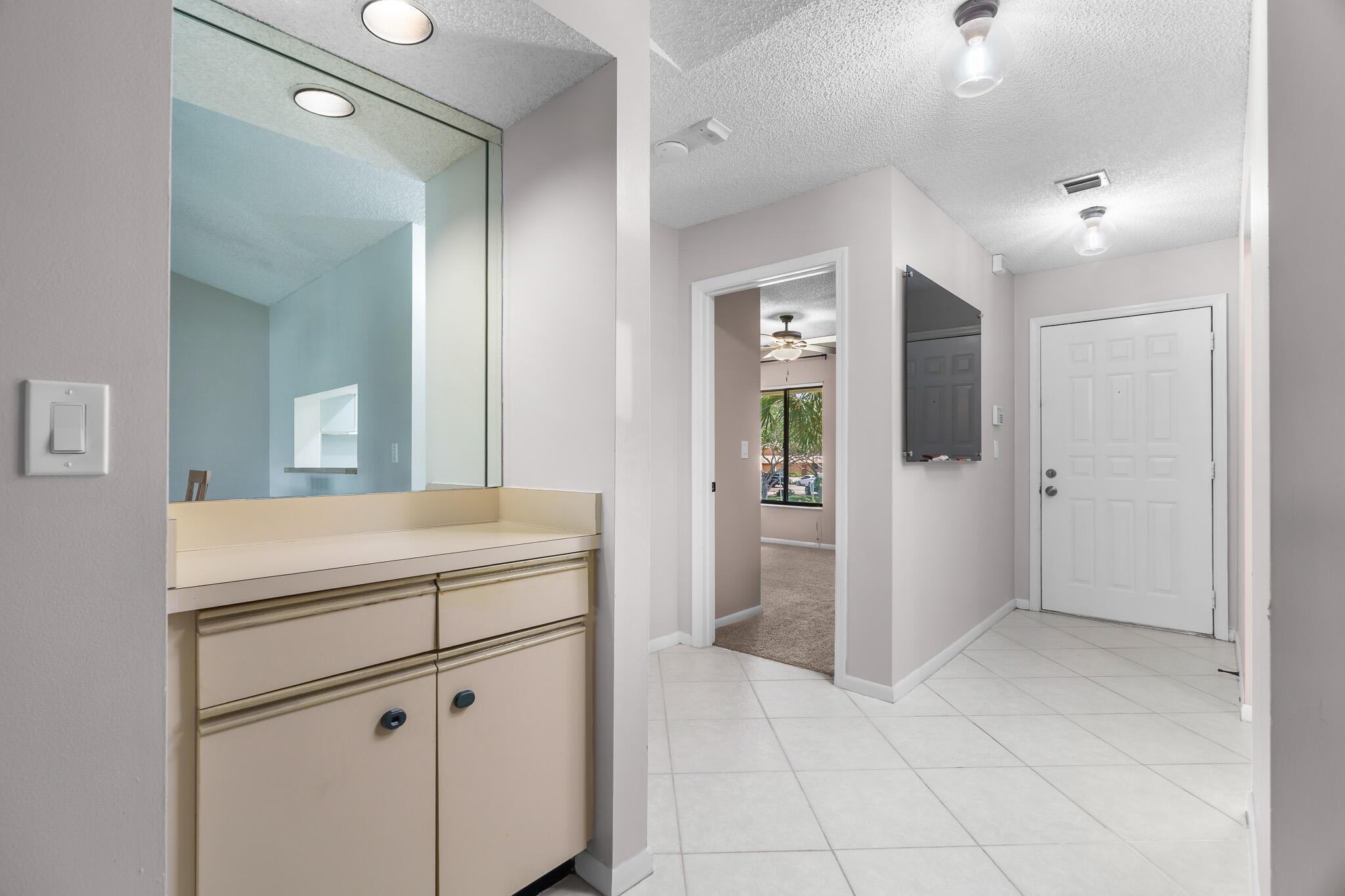 5201 W Club Circle 203