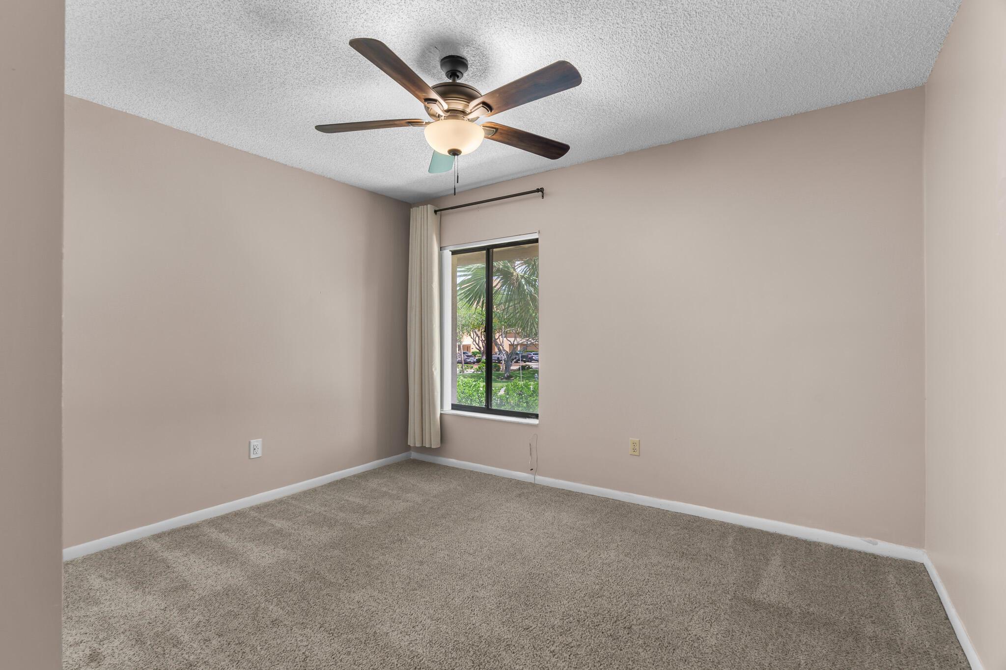 5201 W Club Circle 203