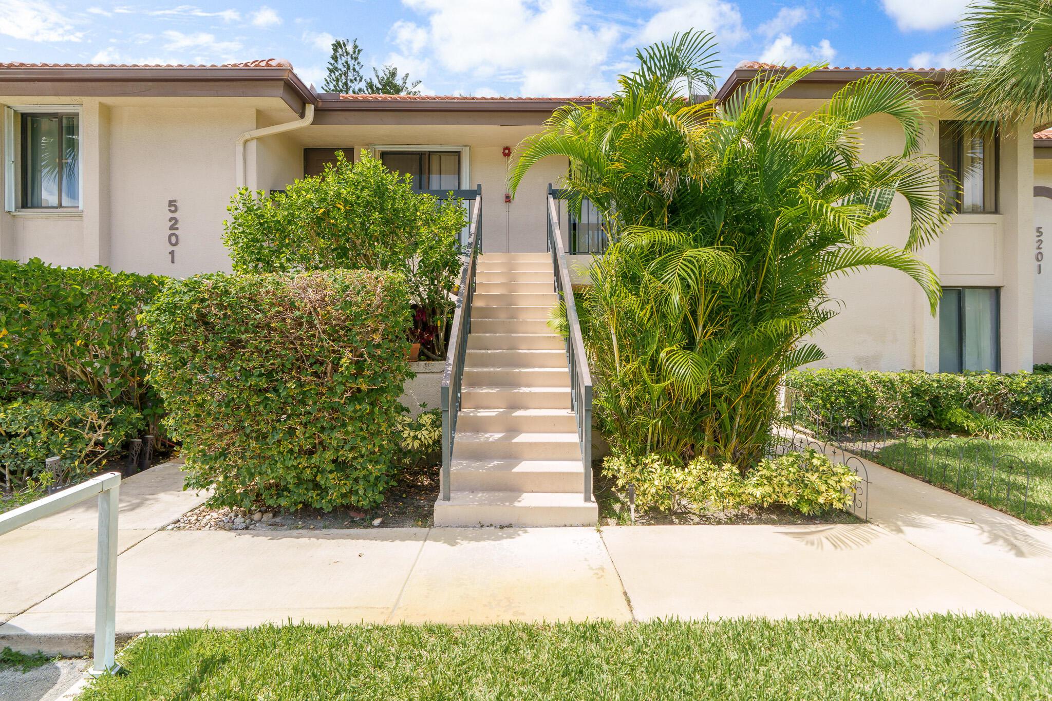 5201 W Club Circle 203