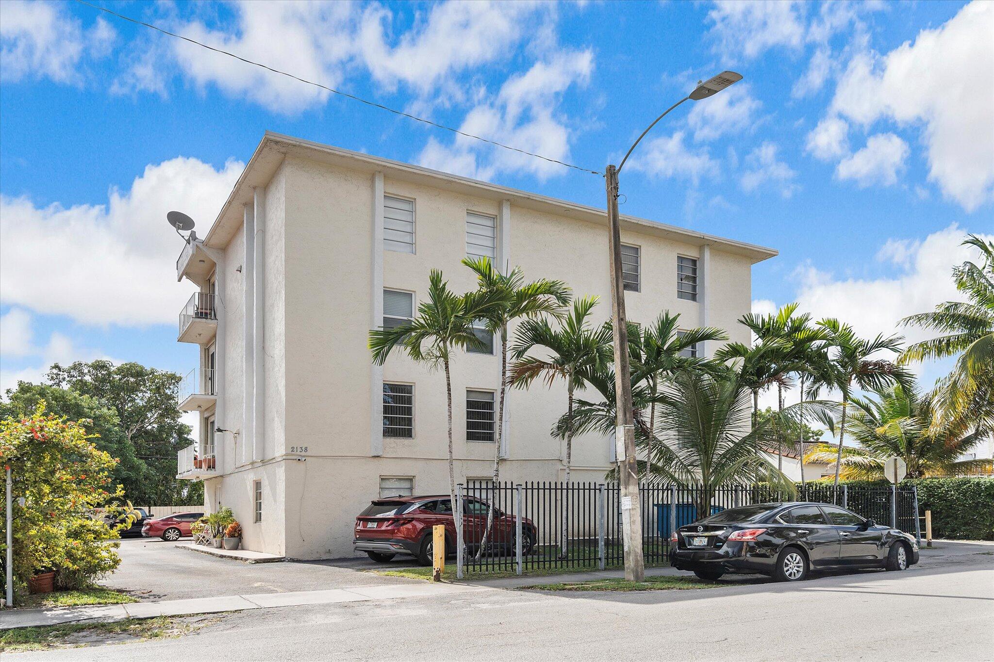 2138 SW 6th Street 301
