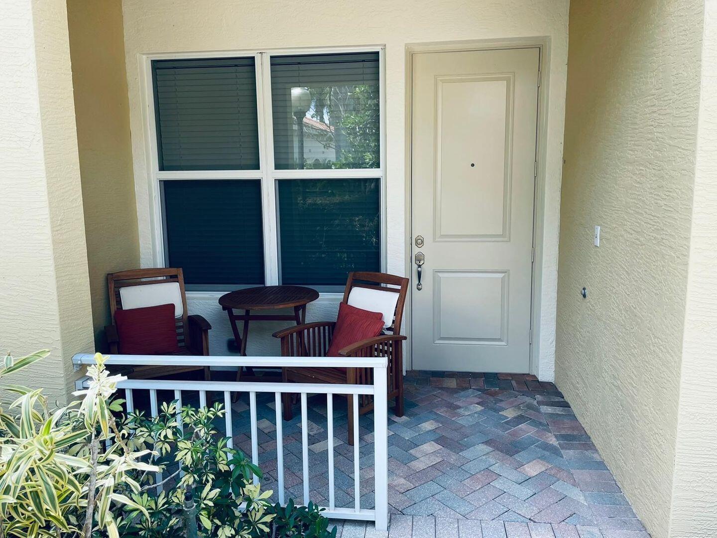 1527 NW 48th Lane