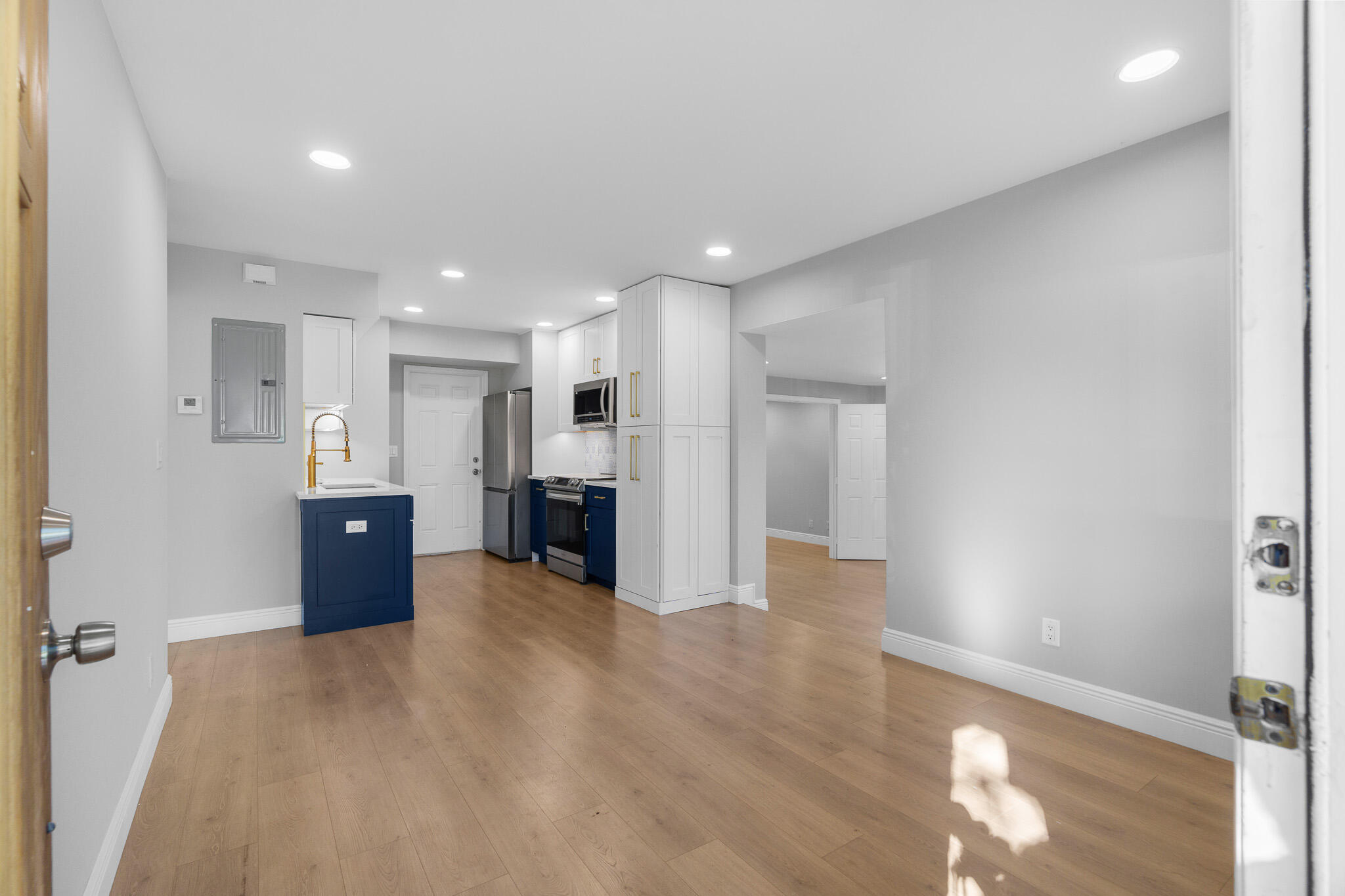 3041 E Palm Drive, Boynton Beach