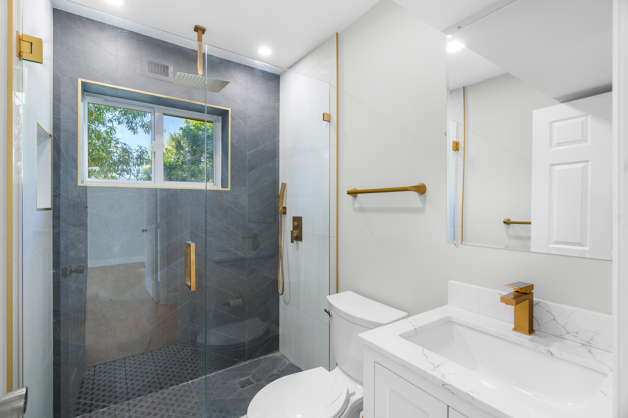 3041 E Palm Drive, Boynton Beach