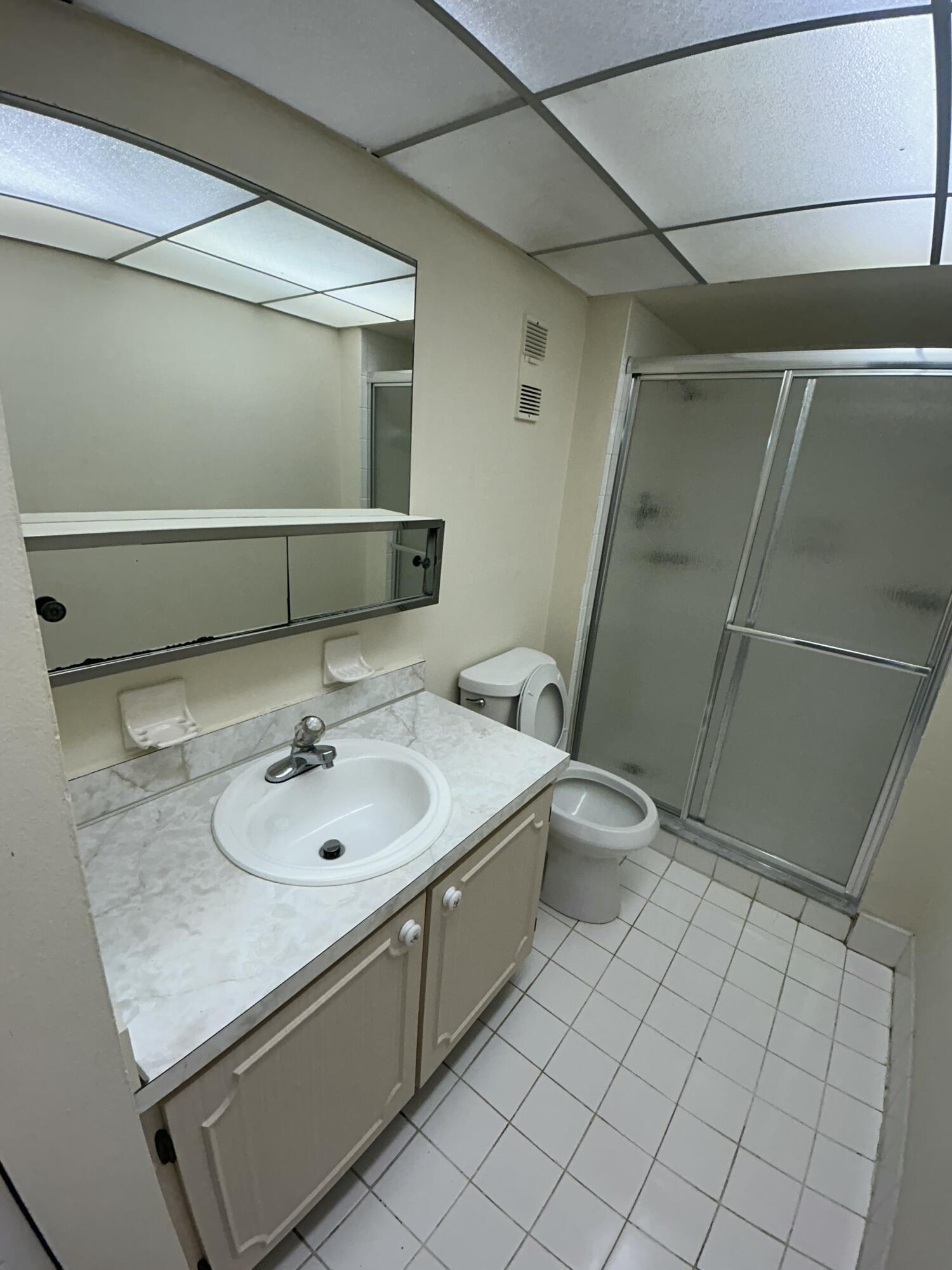 460 NW 20th Street 2070