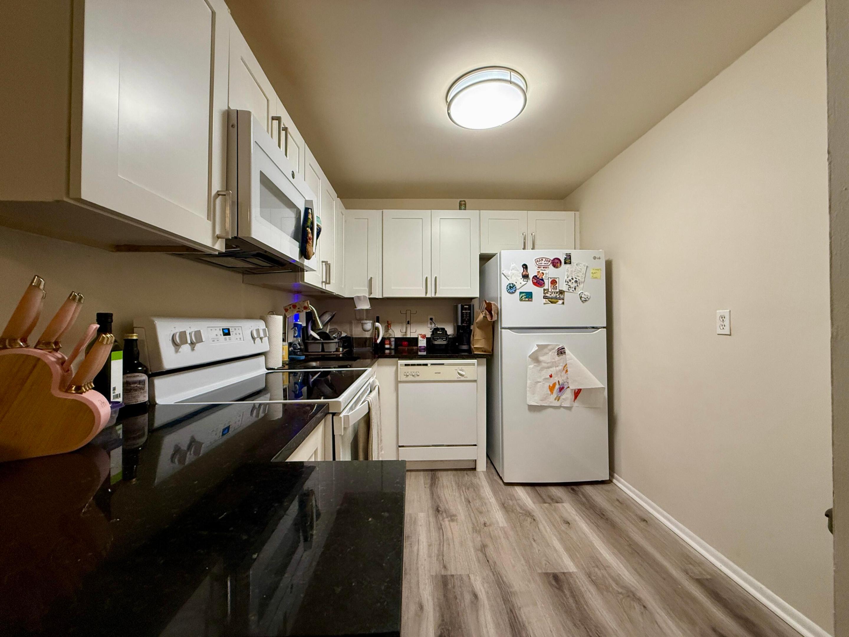 460 NW 20th Street 2070