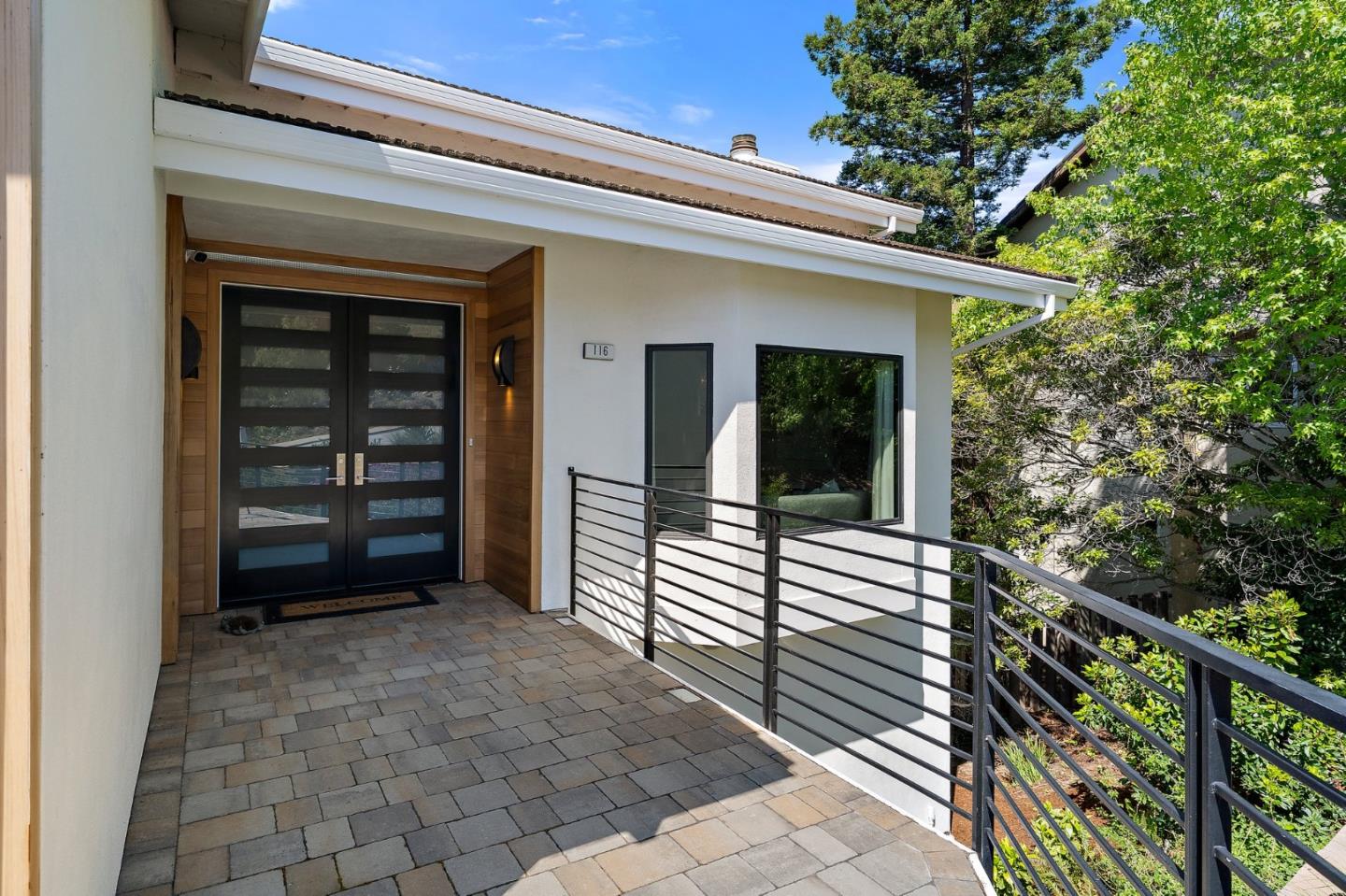 116 Leslie Drive