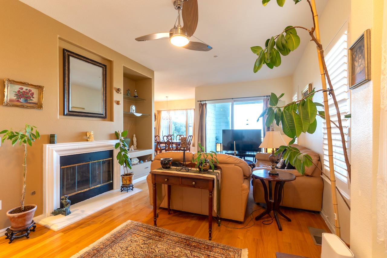 161 Cliff Swallow Court