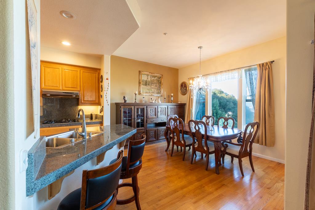 161 Cliff Swallow Court