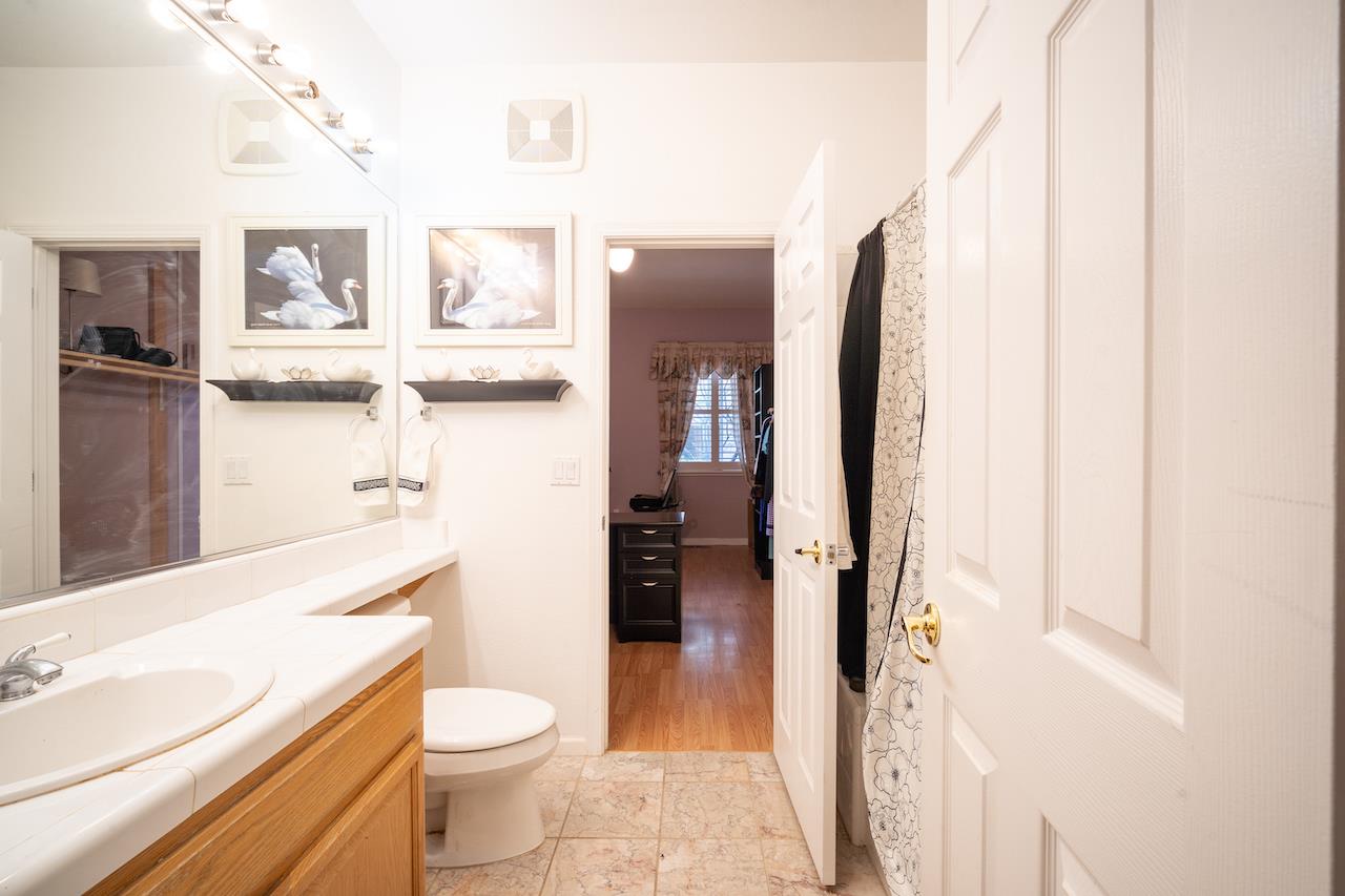 161 Cliff Swallow Court