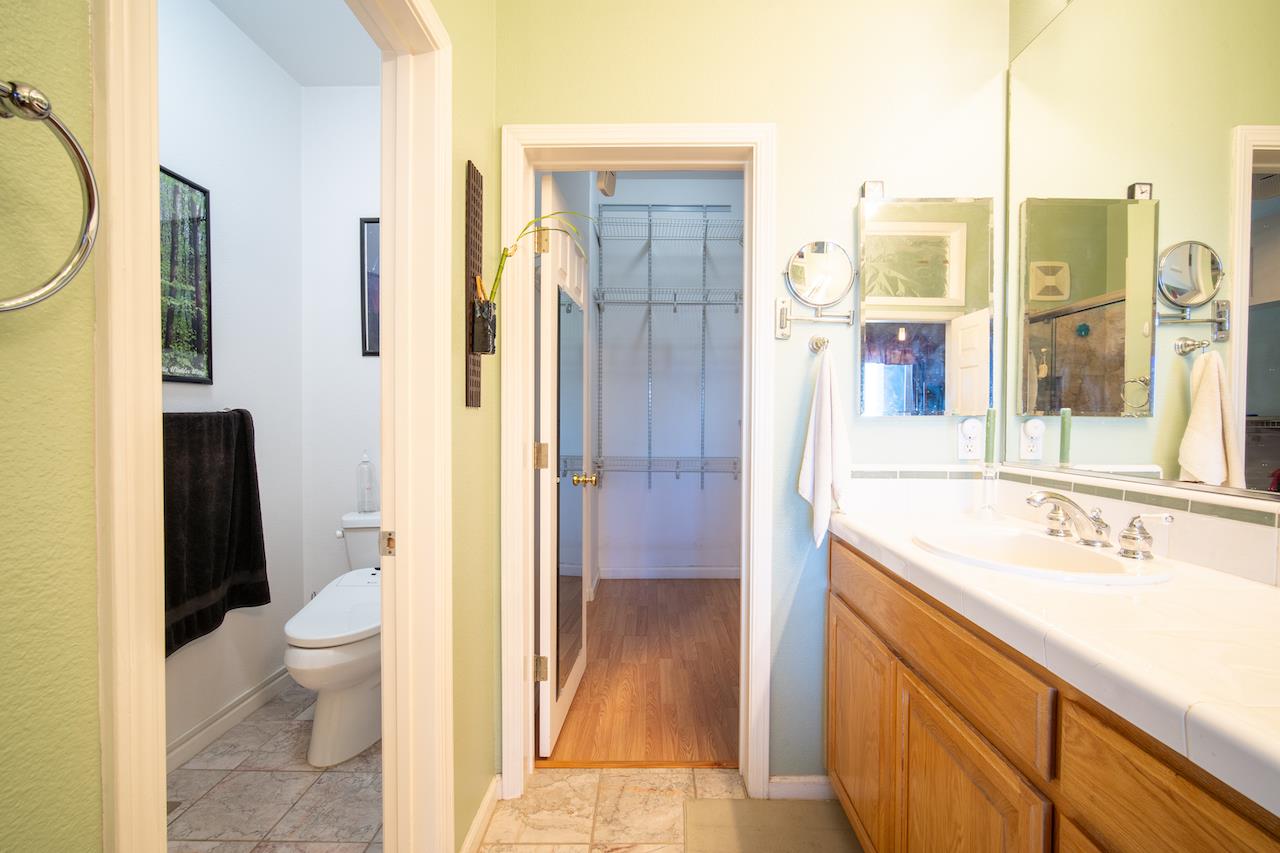 161 Cliff Swallow Court