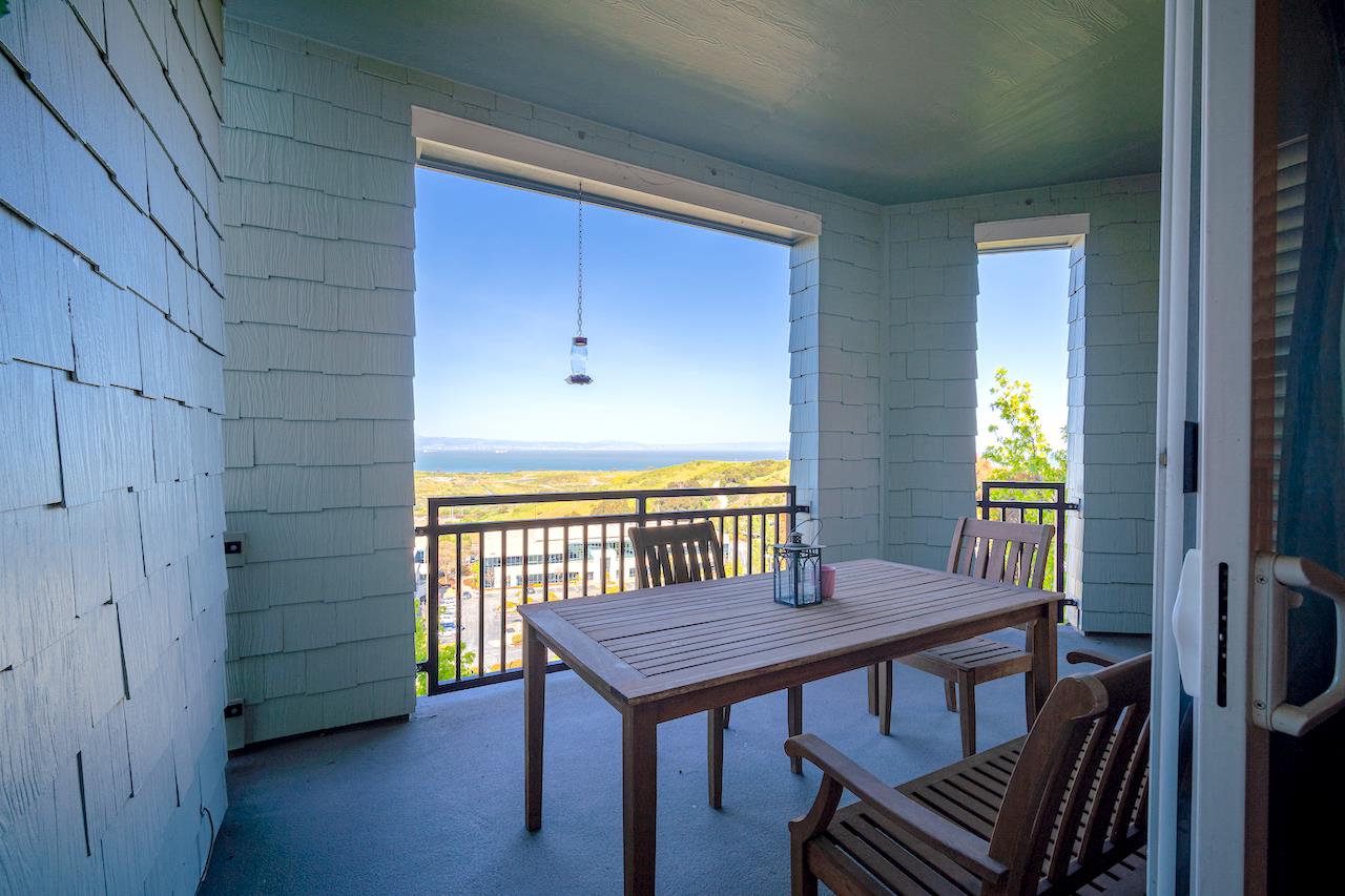 161 Cliff Swallow Court