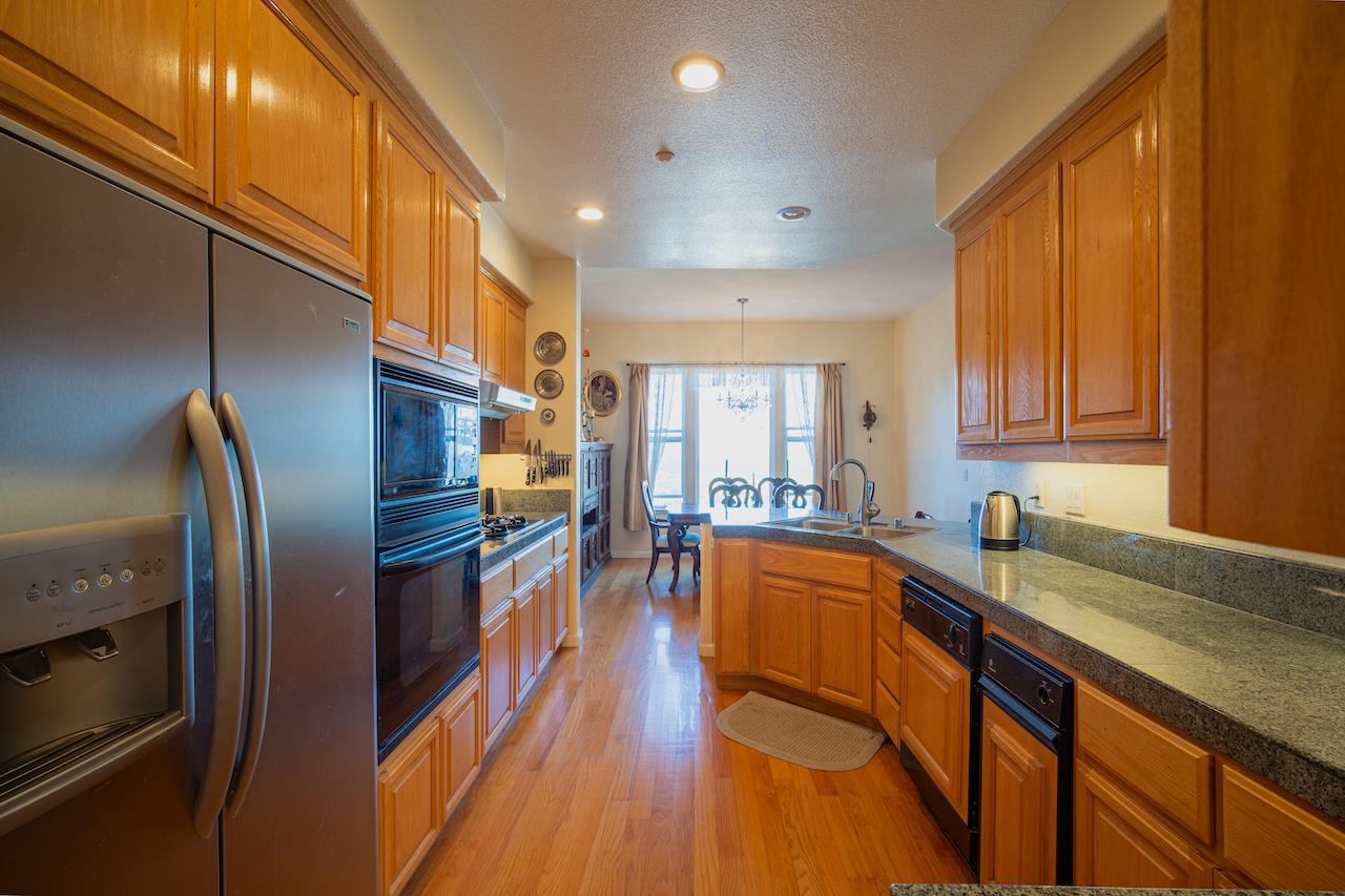 161 Cliff Swallow Court