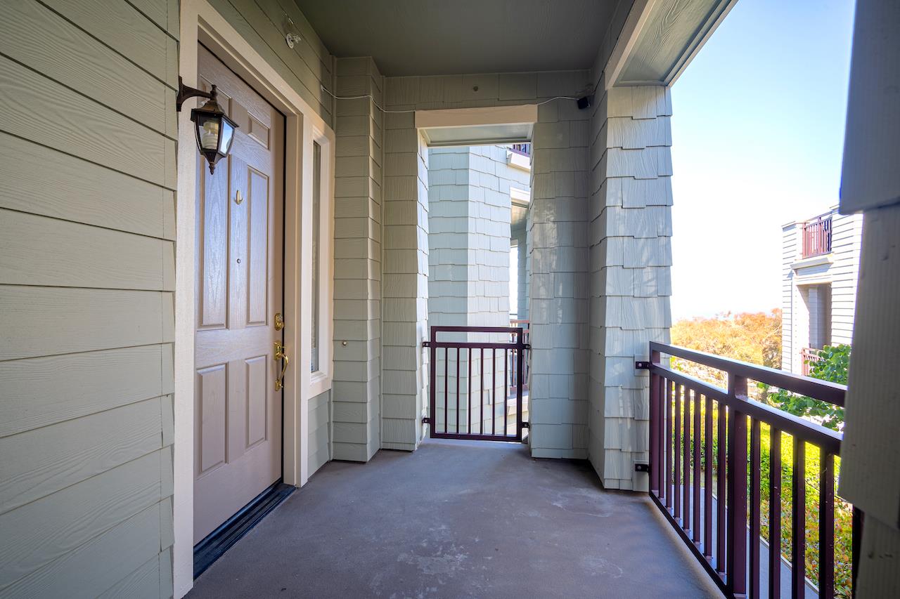 161 Cliff Swallow Court