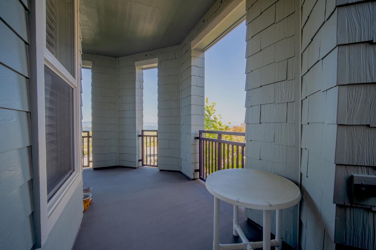 161 Cliff Swallow Court