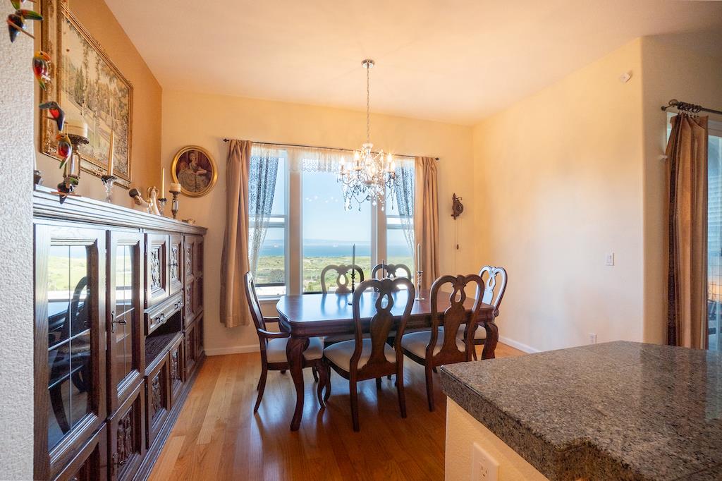 161 Cliff Swallow Court