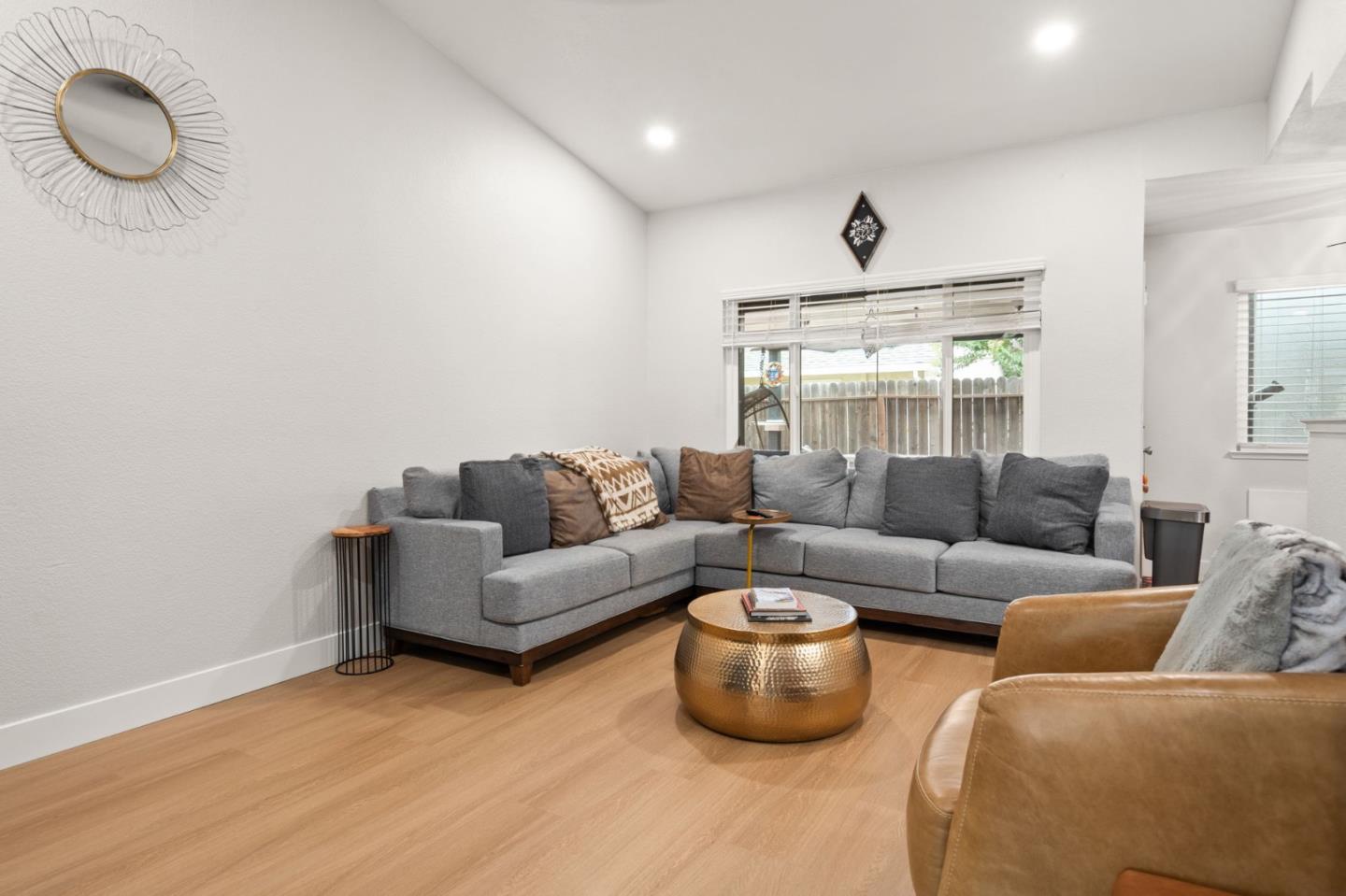 5909 Sawyer Circle