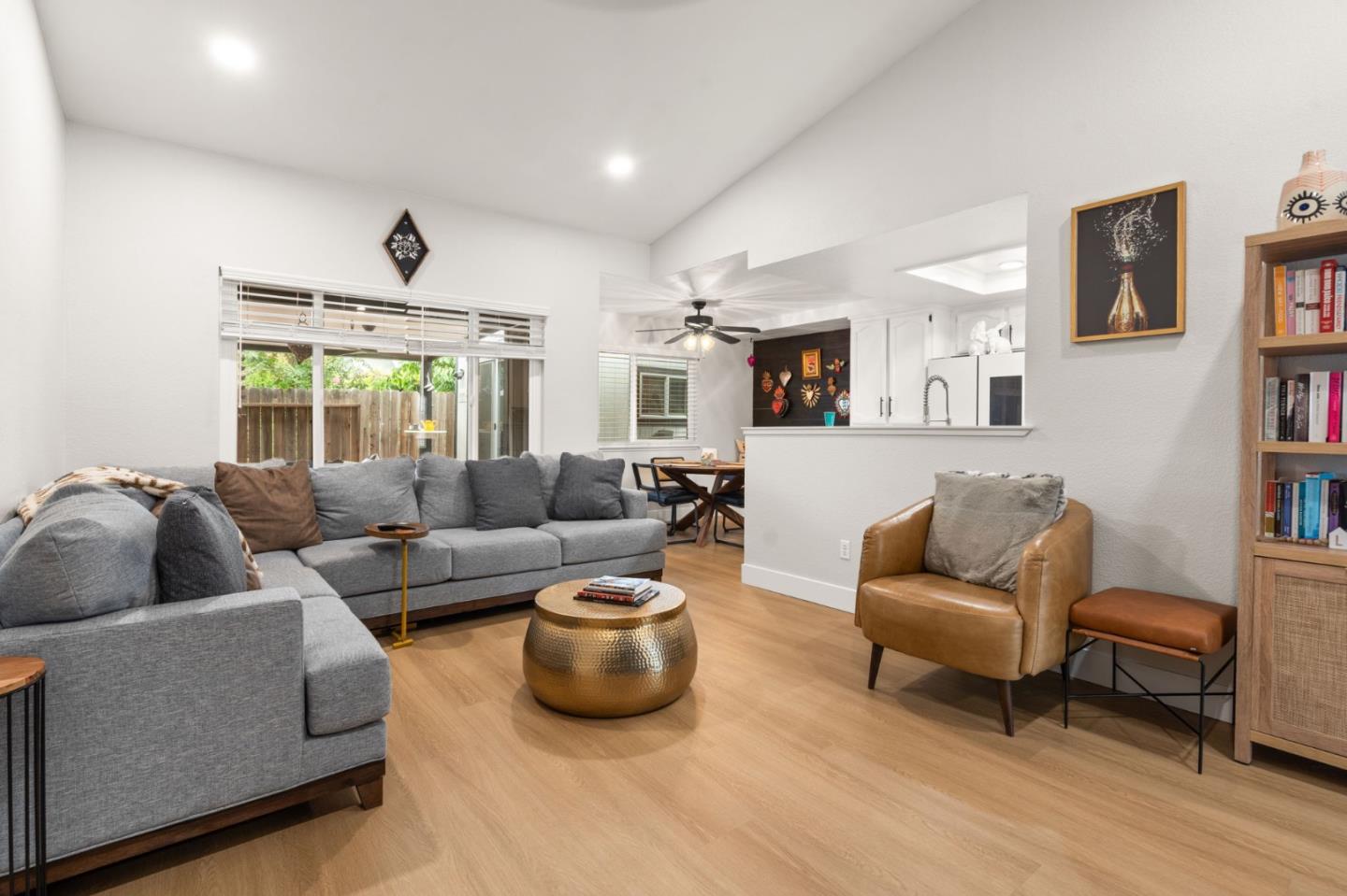 5909 Sawyer Circle