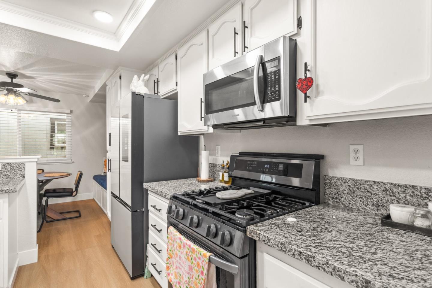 5909 Sawyer Circle
