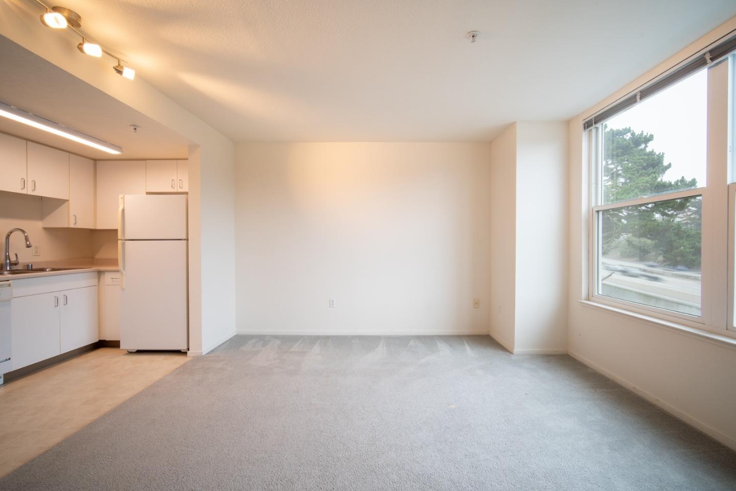 8200 Oceanview Terrace 412