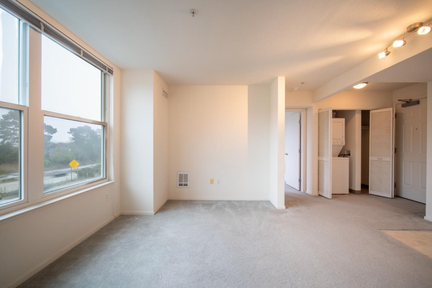 8200 Oceanview Terrace 412