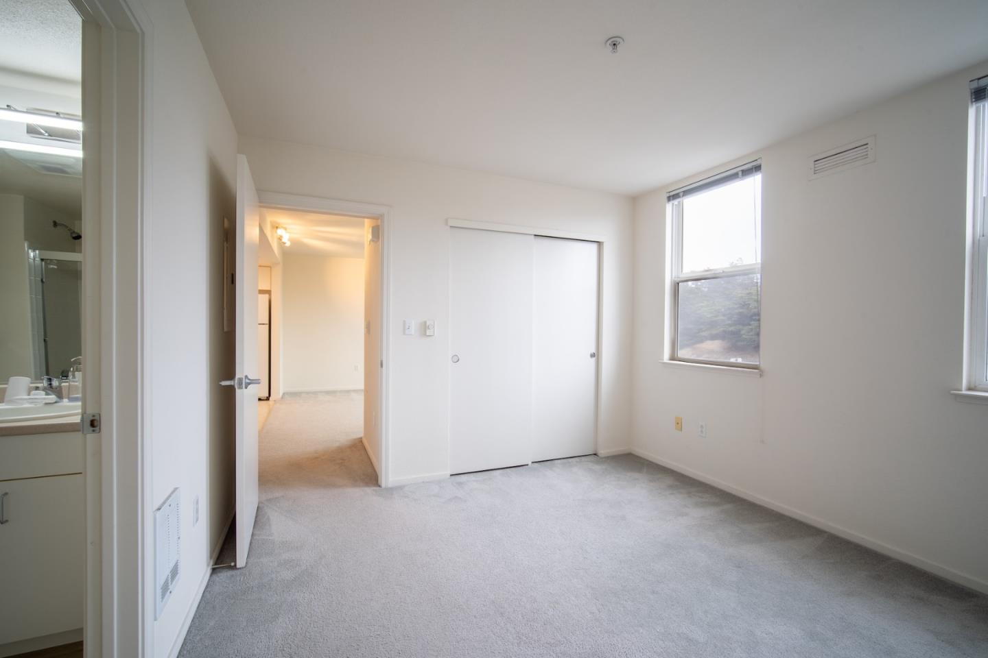 8200 Oceanview Terrace 412