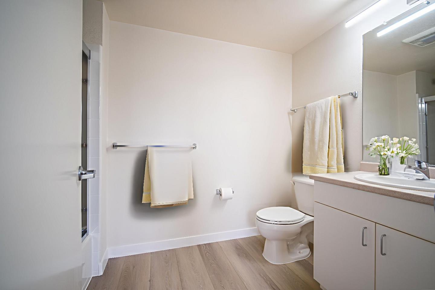 8200 Oceanview Terrace 412