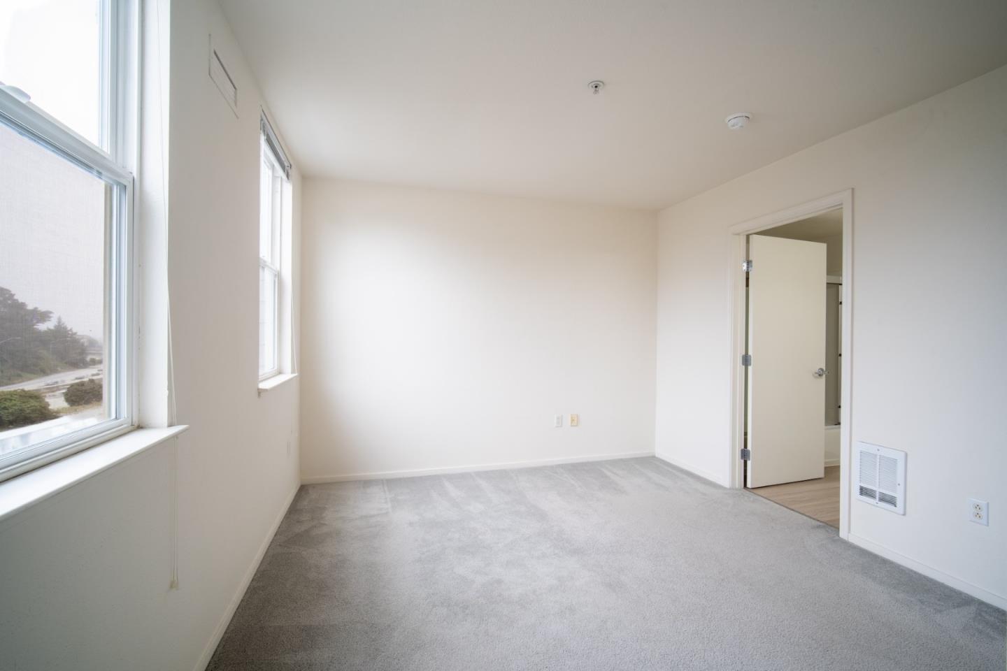 8200 Oceanview Terrace 412