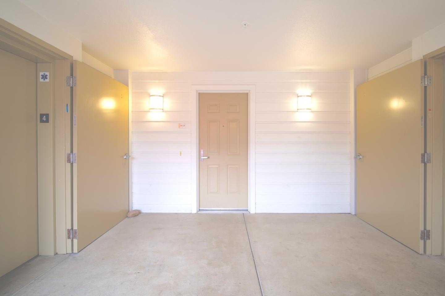 8200 Oceanview Terrace 412