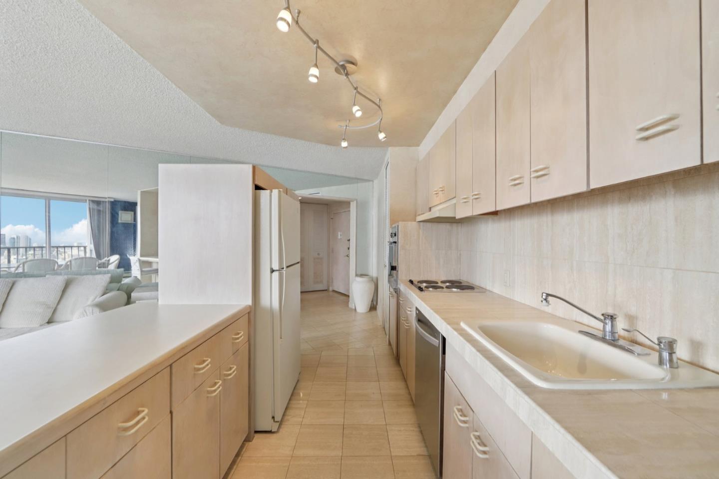 1200 Gough Street 14D