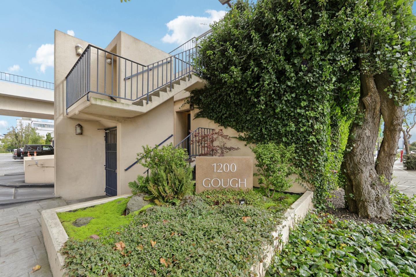 1200 Gough Street 14D