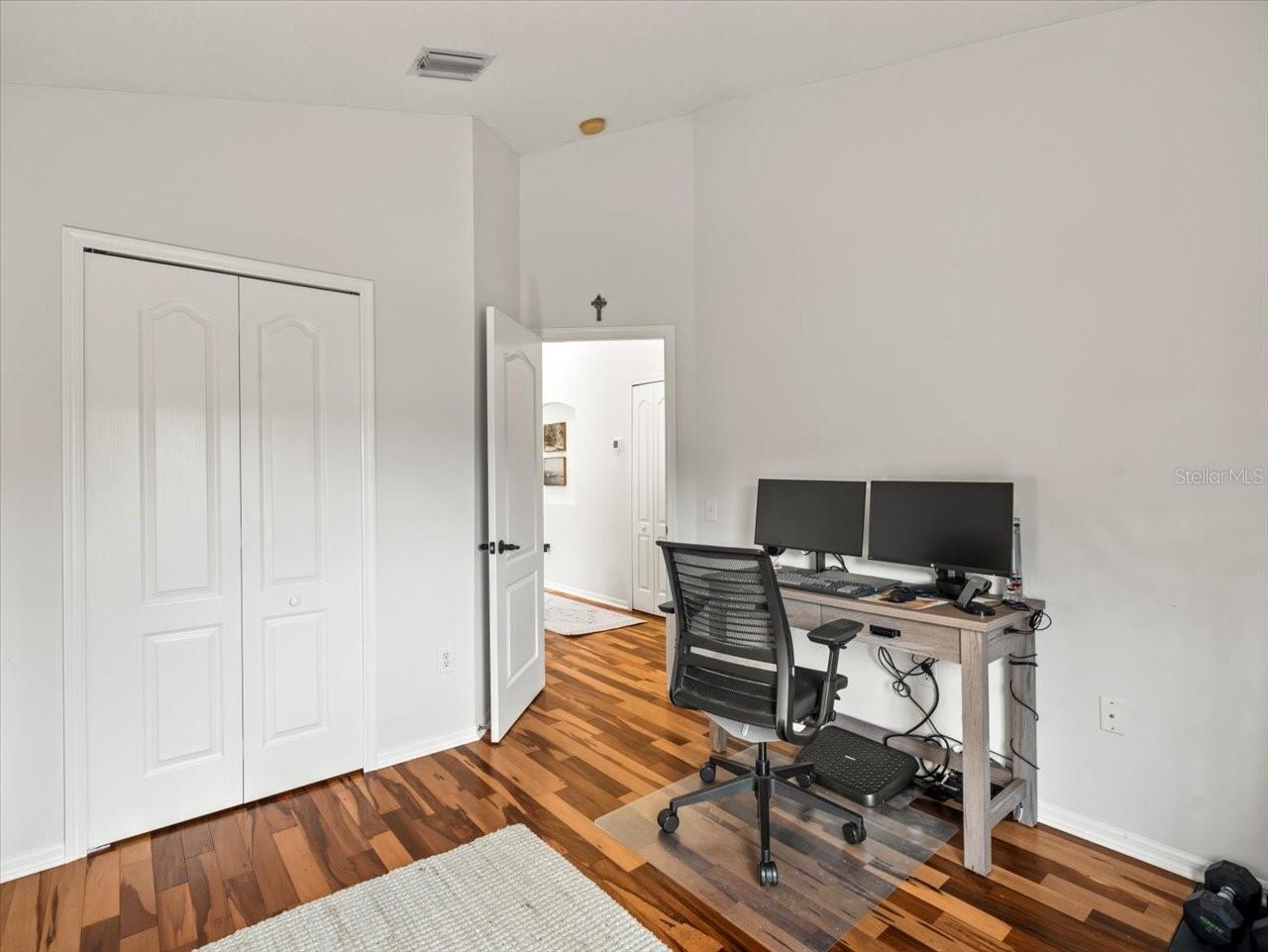 10706 SIERRA VISTA PL