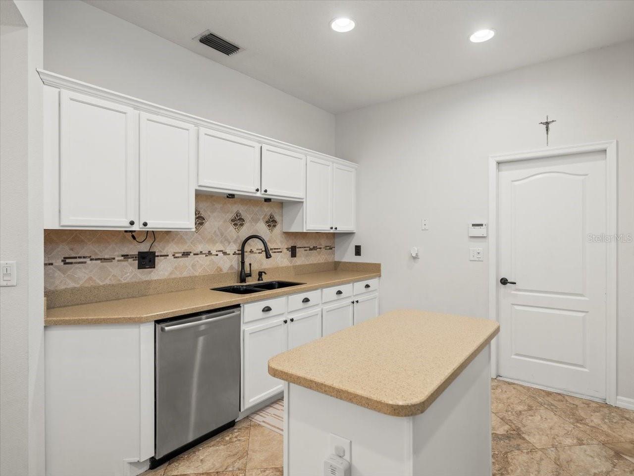 10706 SIERRA VISTA PL