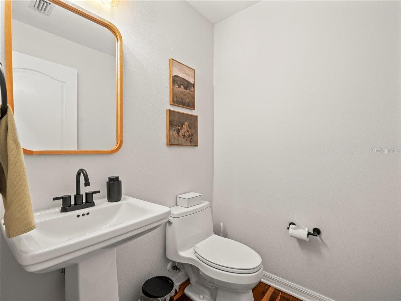 10706 SIERRA VISTA PL