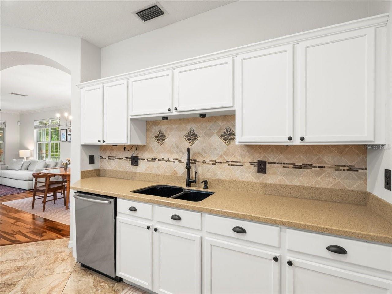 10706 SIERRA VISTA PL