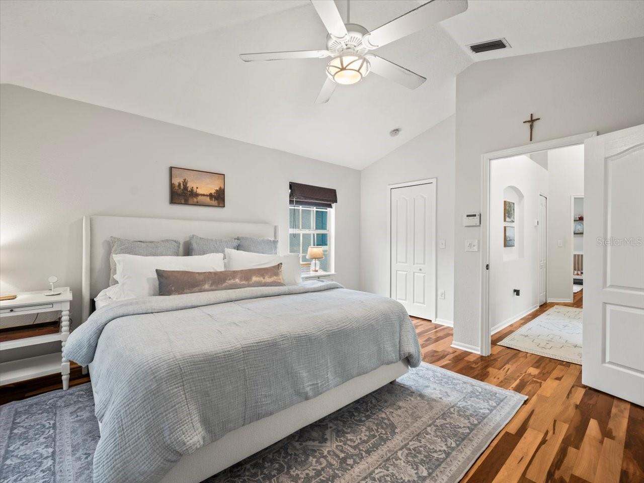 10706 SIERRA VISTA PL