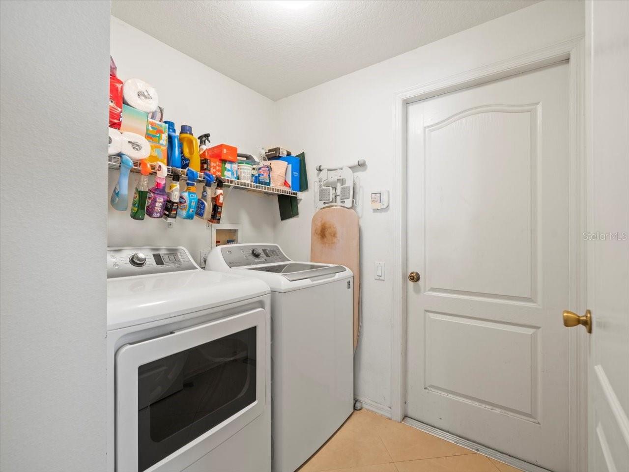 5537 TERRAIN DE GOLF DR