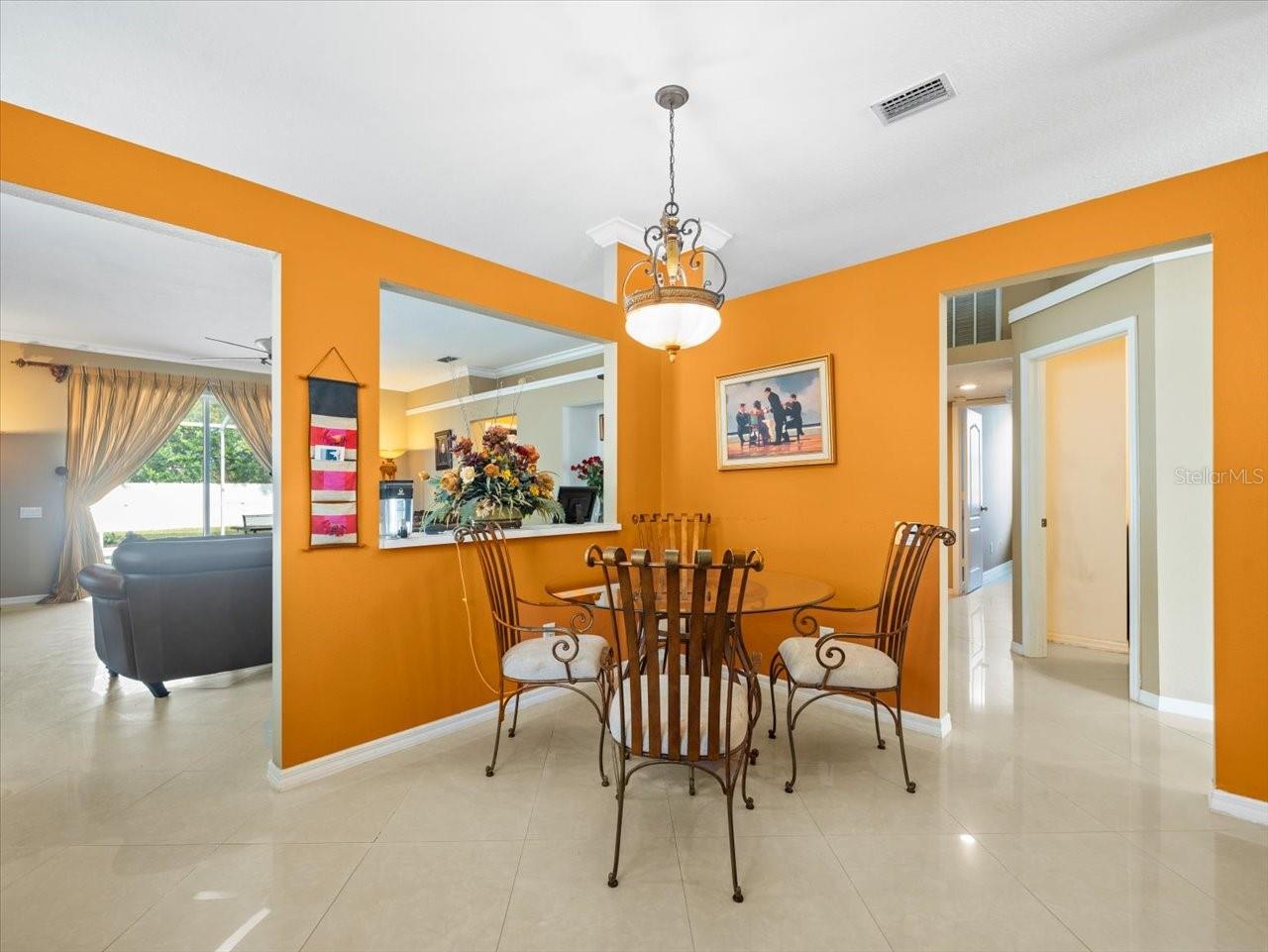 5537 TERRAIN DE GOLF DR