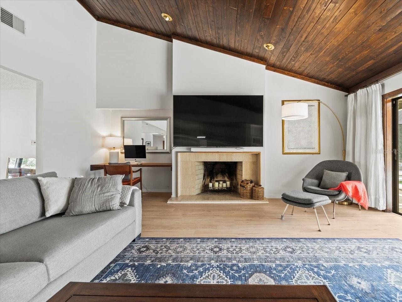 13032 WHISPER SOUND DR