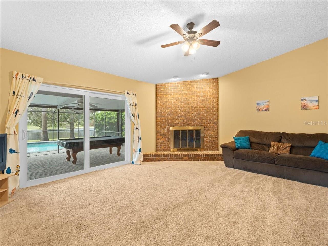 16644 VALLELY DR