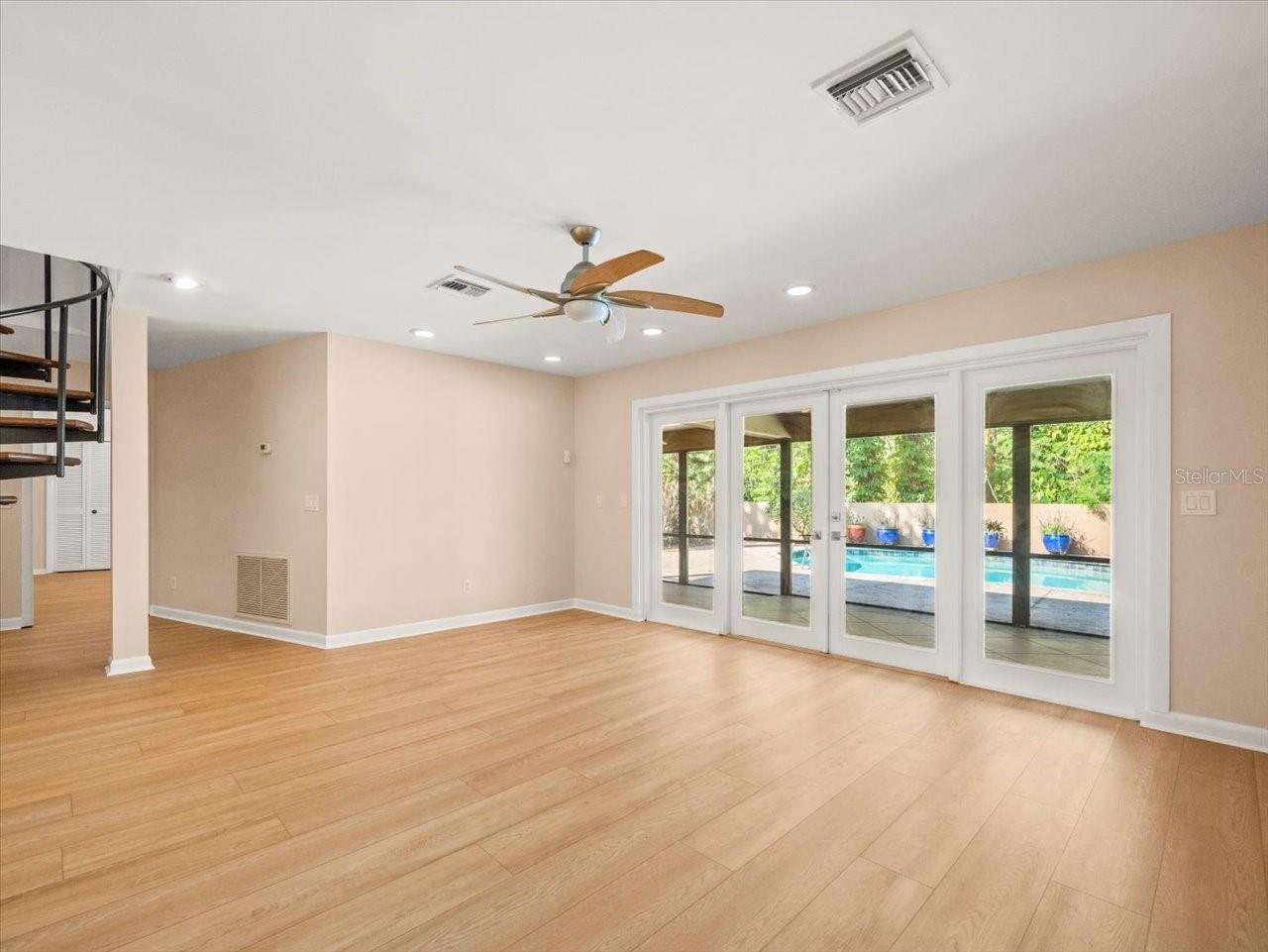 3425 LACEWOOD RD