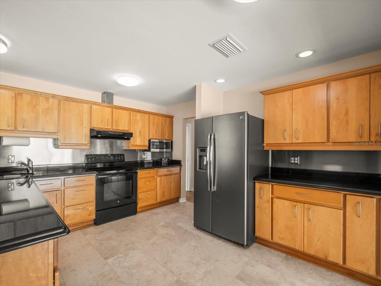 3425 LACEWOOD RD