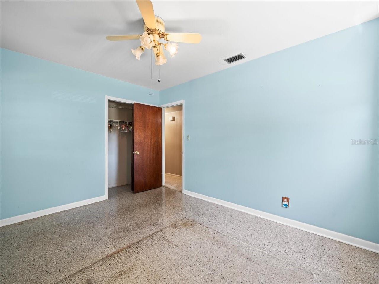 4509 N SAINT VINCENT ST