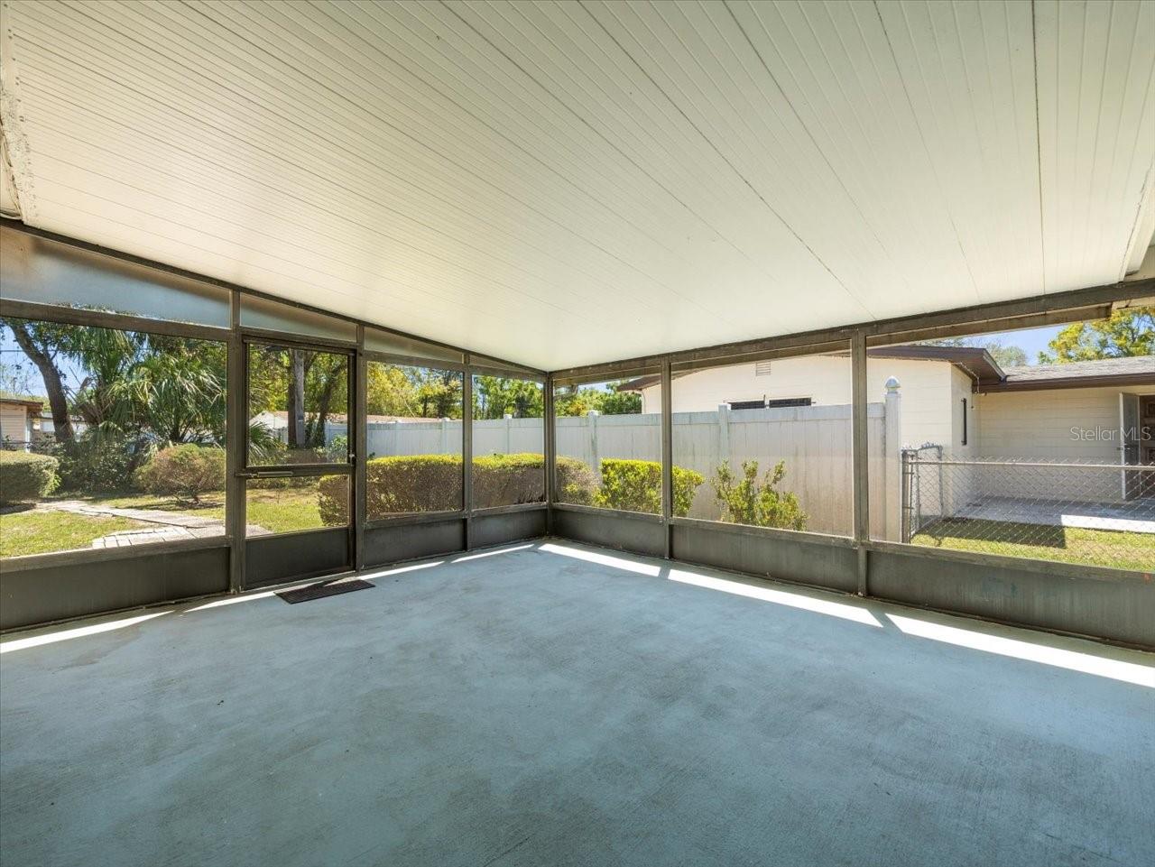 4509 N SAINT VINCENT ST