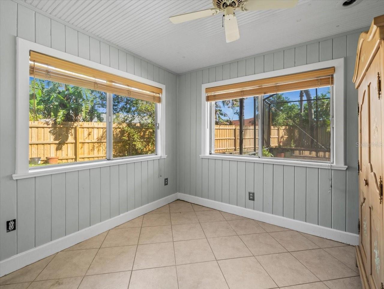 5117 BRYNN MAWR DR