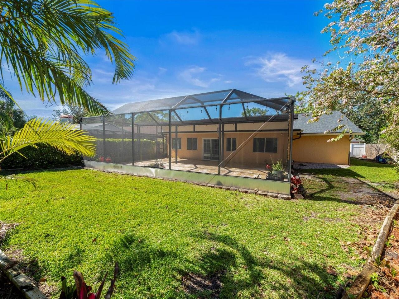 5117 BRYNN MAWR DR